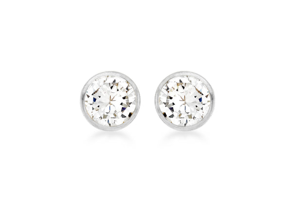 9ct White Gold 4mm Zirconia  Round Stud Earrings